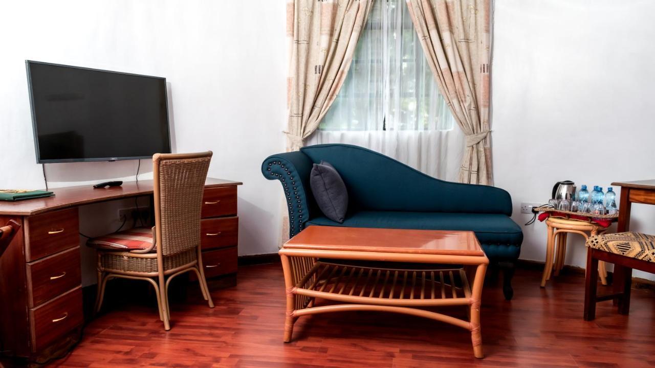 אלדורט Poa Place Resort & Hotel - Where Nature Meets Comfort מראה חיצוני תמונה