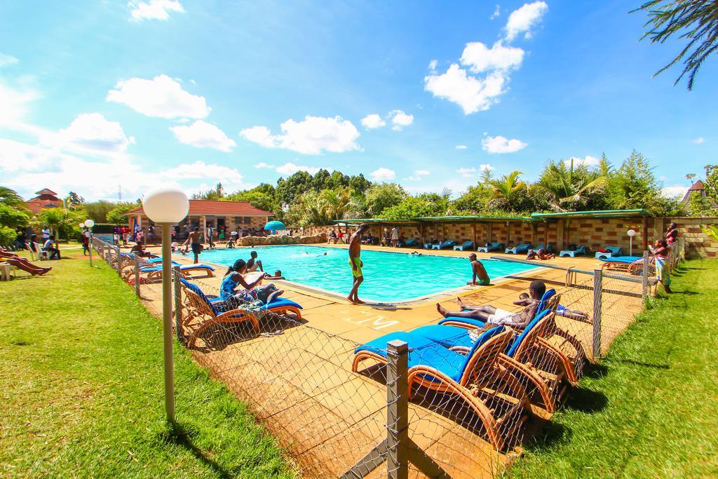 אלדורט Poa Place Resort & Hotel - Where Nature Meets Comfort מראה חיצוני תמונה