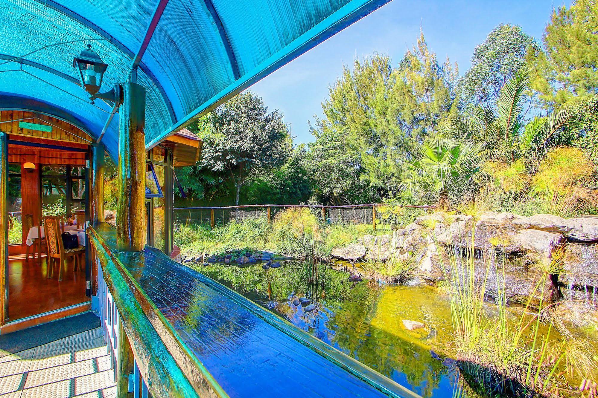 אלדורט Poa Place Resort & Hotel - Where Nature Meets Comfort מראה חיצוני תמונה