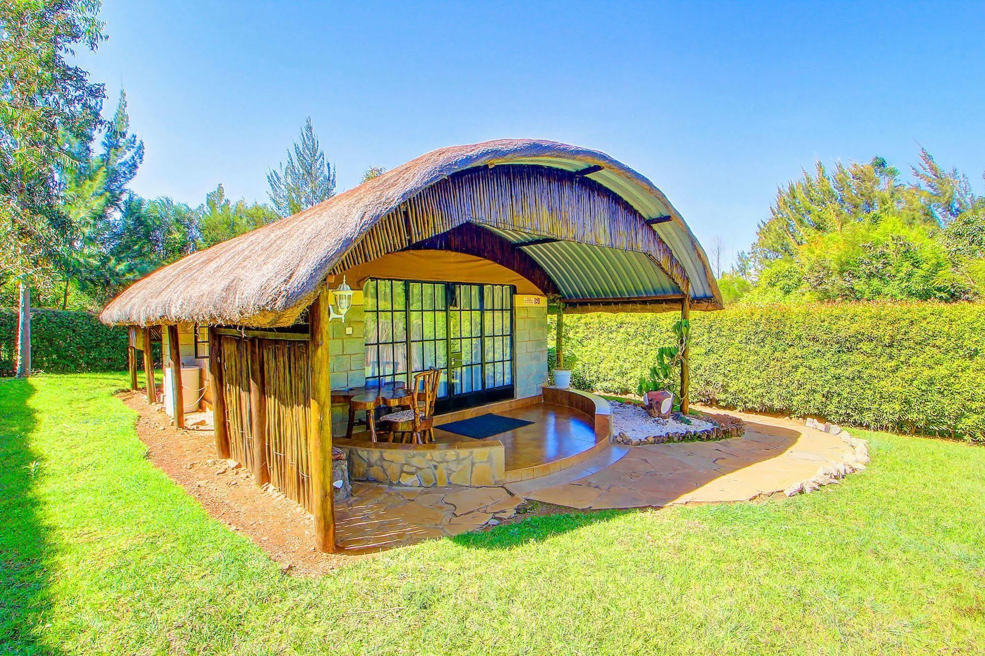 אלדורט Poa Place Resort & Hotel - Where Nature Meets Comfort מראה חיצוני תמונה